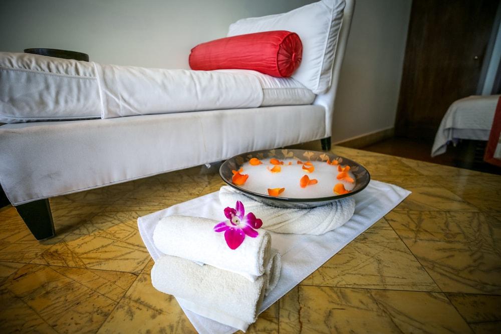 Mandarin Oriental Miami Hotel Bagian luar foto