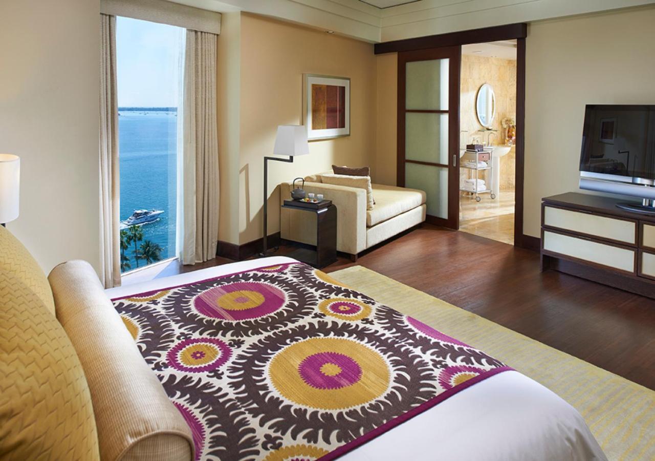 Mandarin Oriental Miami Hotel Bagian luar foto