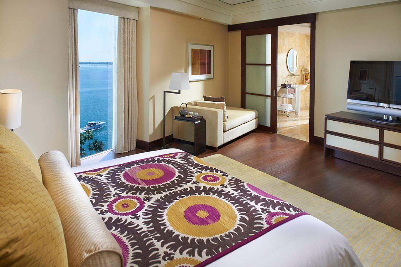 Mandarin Oriental Miami Hotel Bagian luar foto