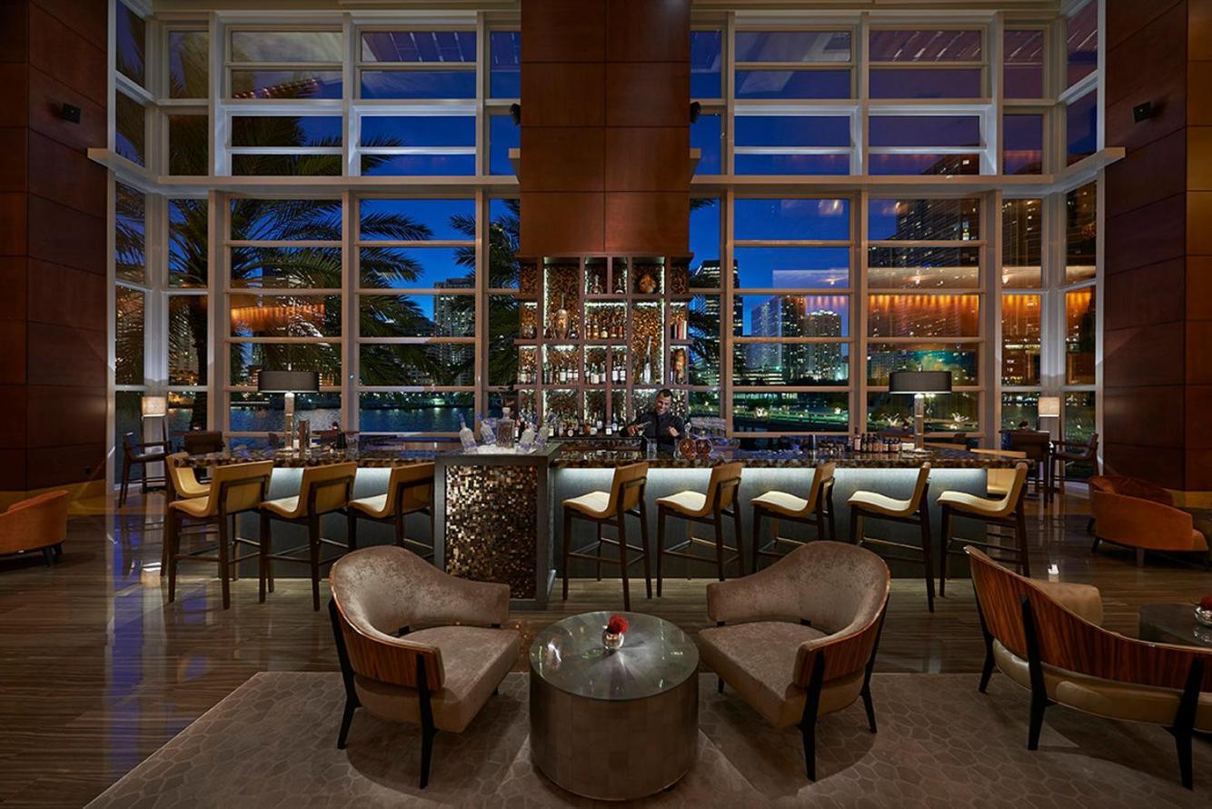 Mandarin Oriental Miami Hotel Bagian luar foto